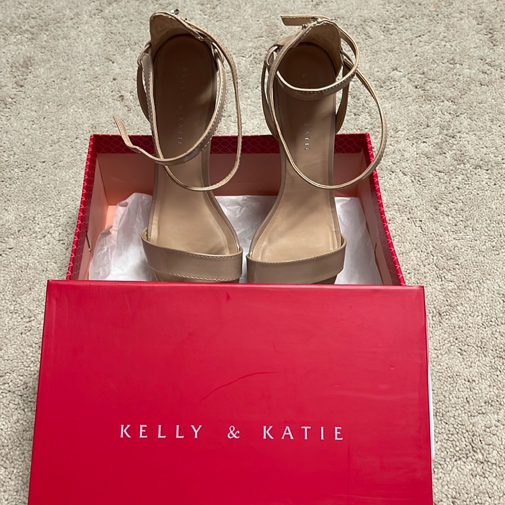Kelly & Katie womens heels